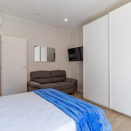 Casa Valentina - Wifi Train Station Parking Μόντενα