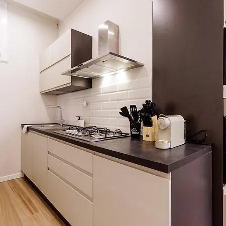 Διαμέρισμα Casa Valentina - Wifi Train Station Parking *